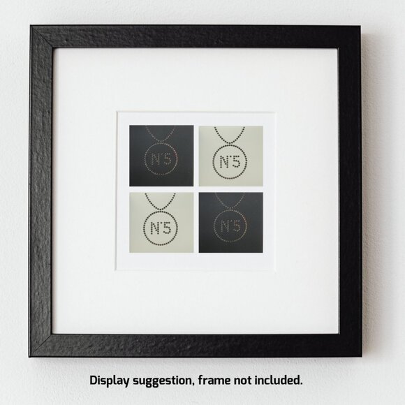 CHANEL New Year greeting cards, includes 2 cards (frame suggestion not included) - Picture 1 of 8